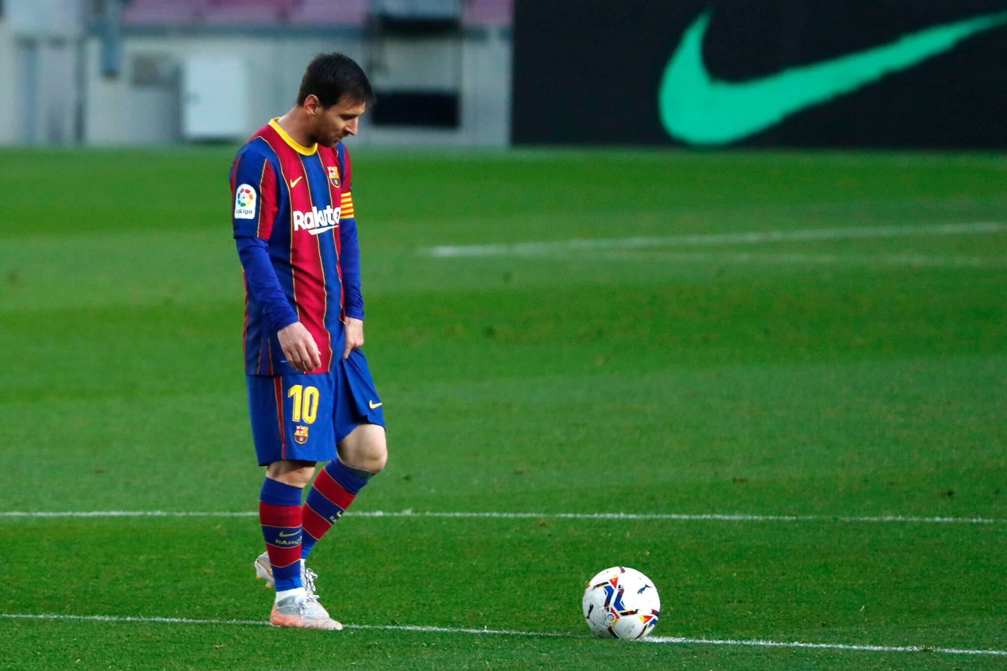 Messi 2021 Logo Nike Fondos de pantalla