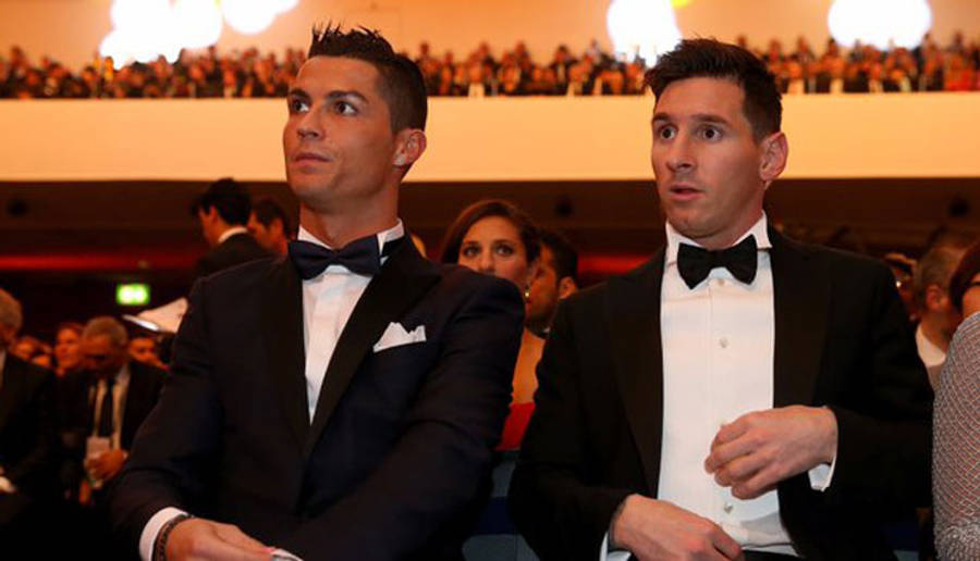 Messi y Ronaldo sentados en 4K Fondos de pantalla