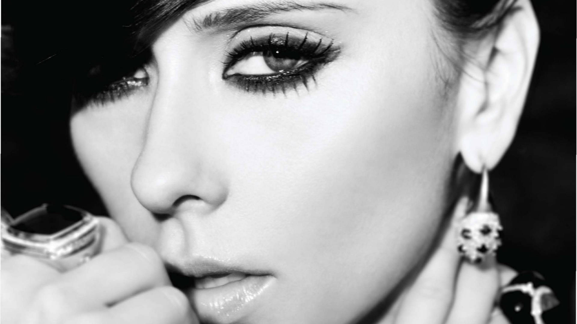 Mirada Deslumbrante de Jennifer Love Hewitt Fondos de pantalla