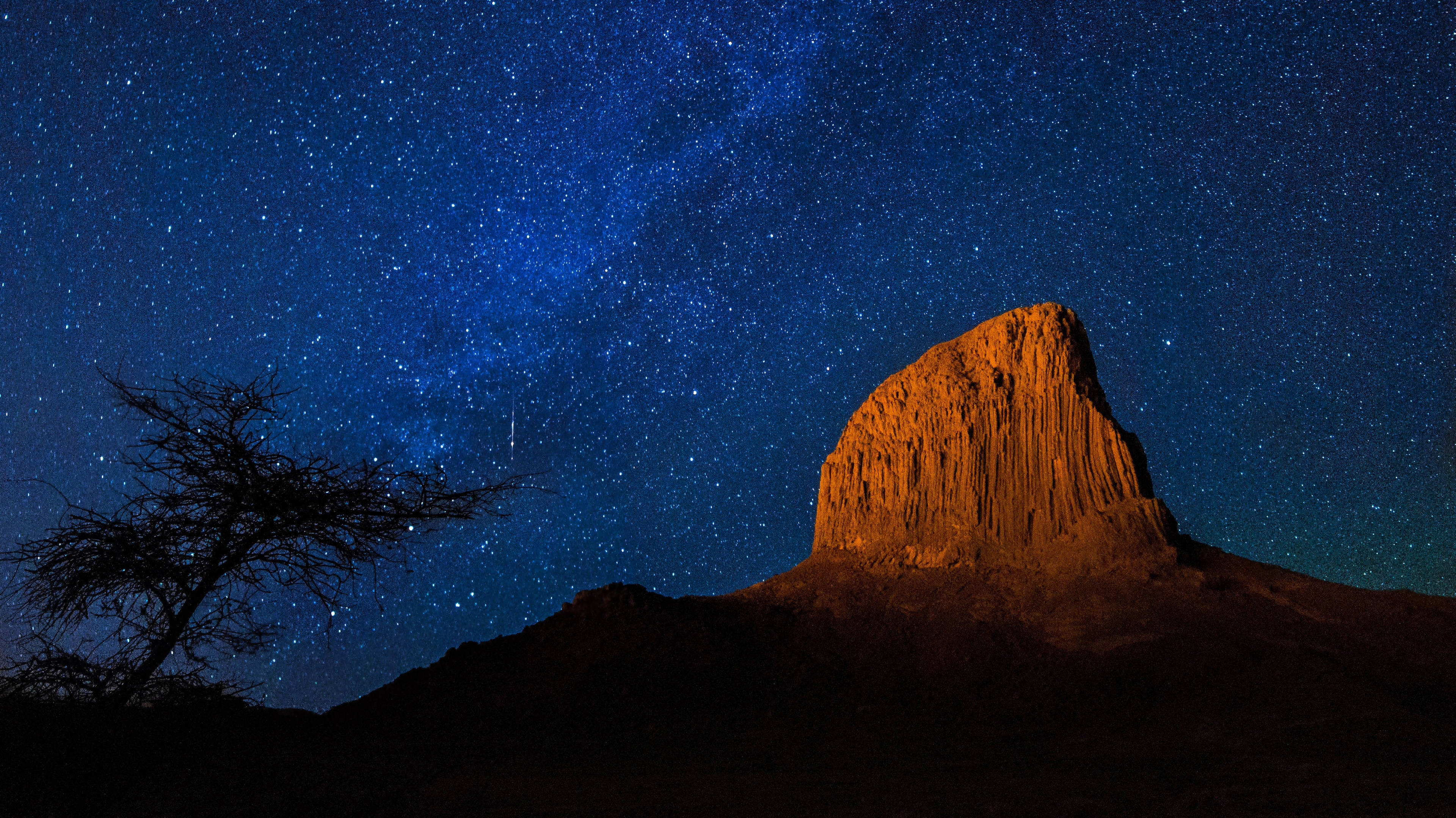 Montañas Hoggar en el norte de África 4K Fondos de pantalla