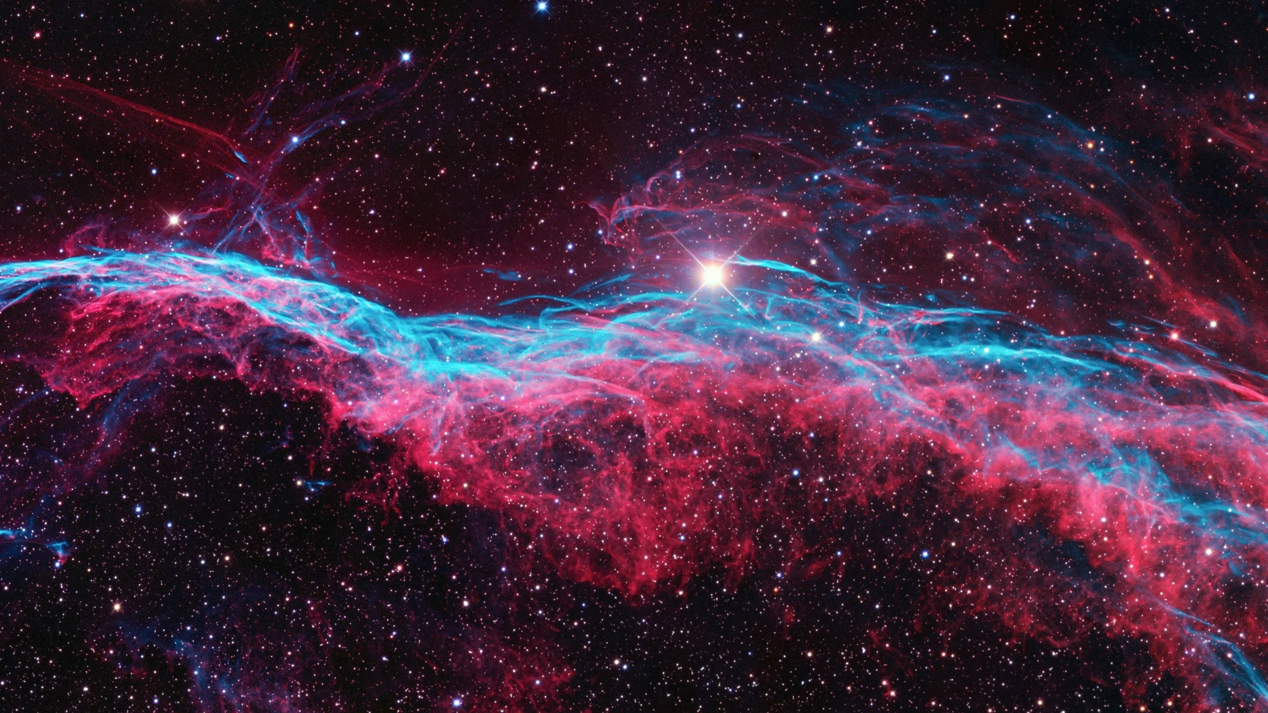 Nebulosa Rosa en el Espacio 2560x1440 Fondos de pantalla