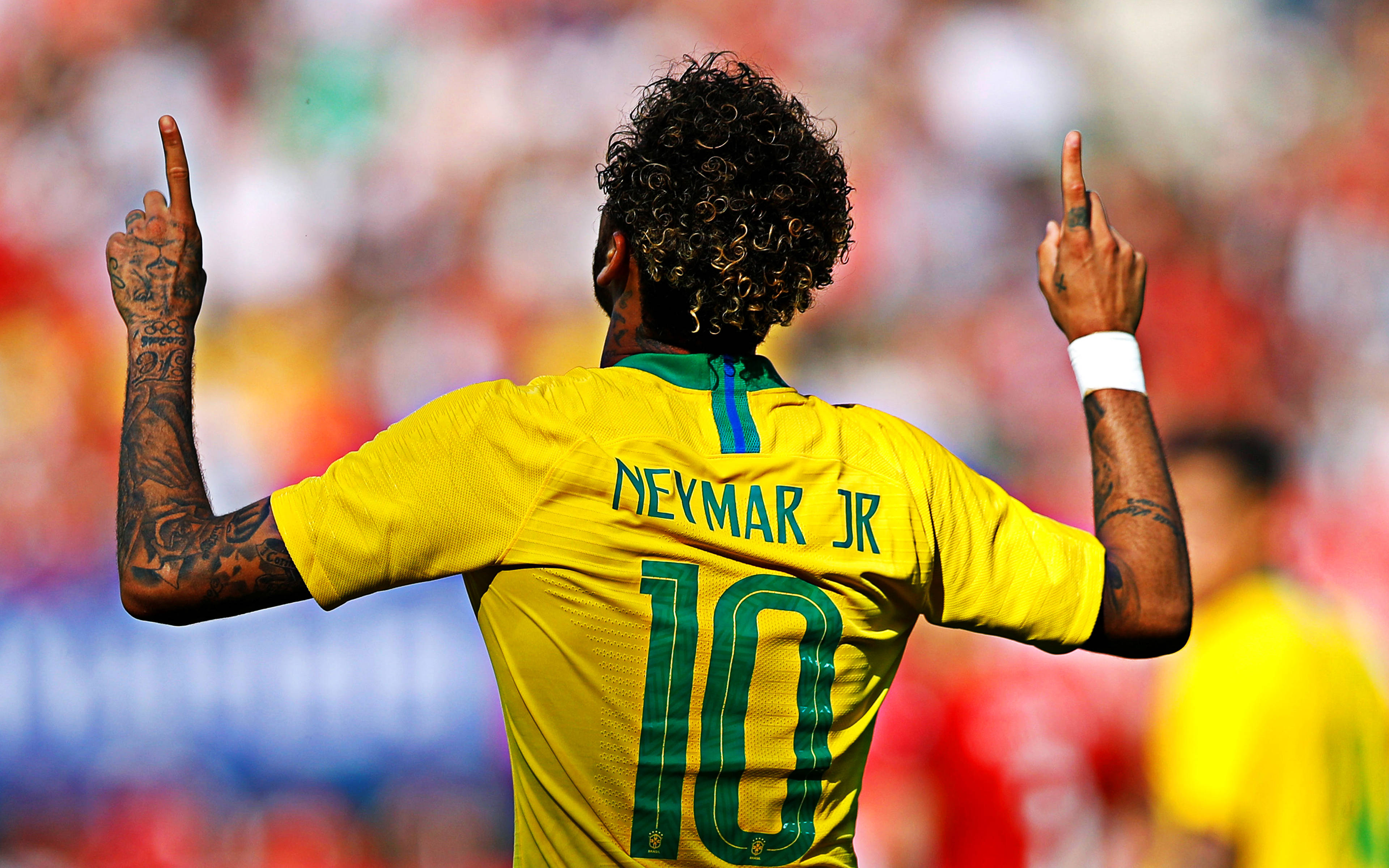 Neymar Jr. señalando hacia arriba Fondos de pantalla