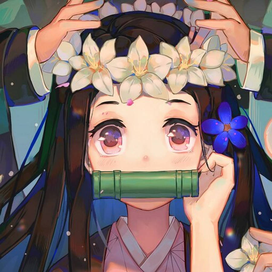Nezuko de Demon Slayer con corona Fondos de pantalla