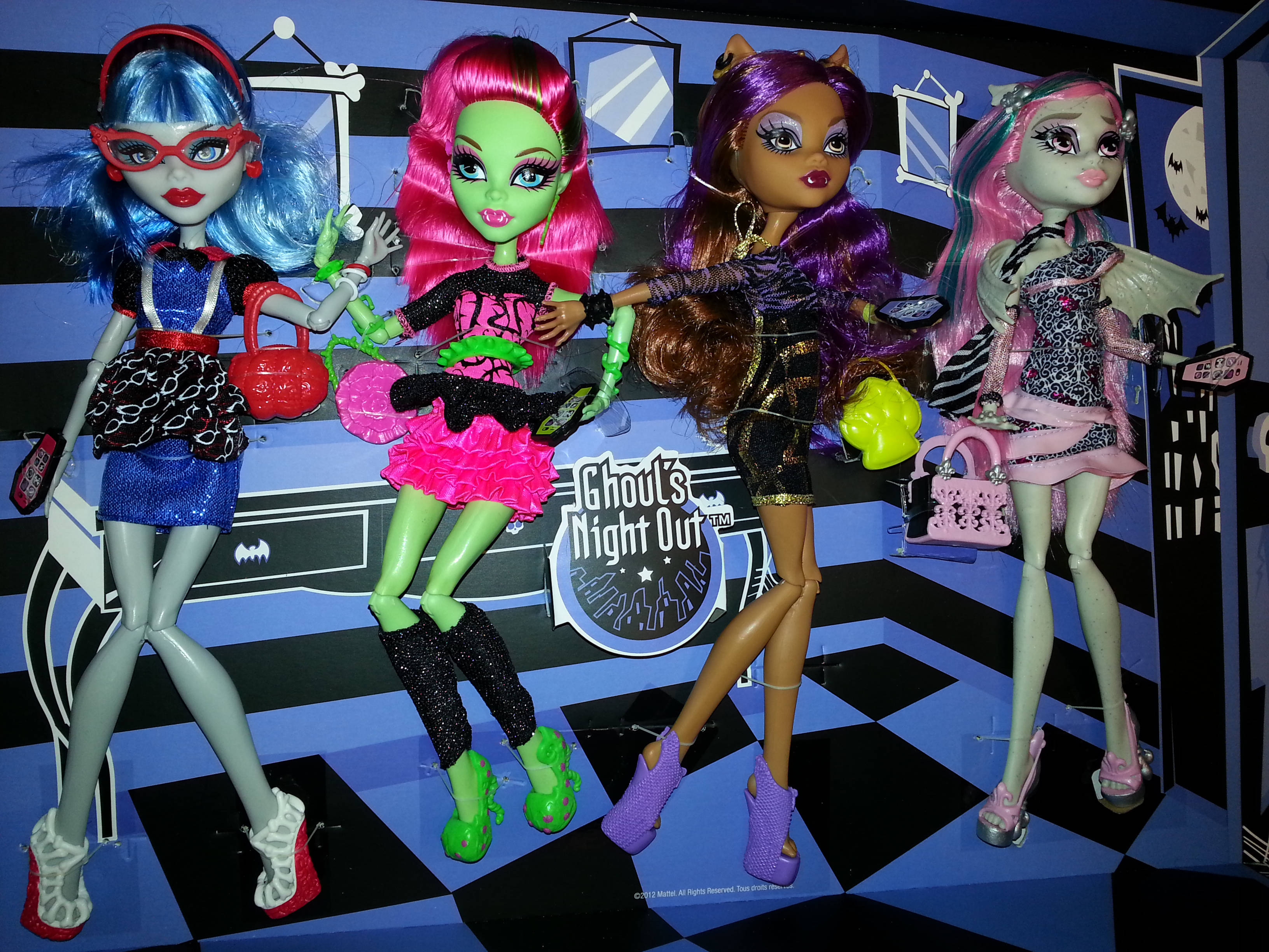 Noche de Ghouls Estética Bratz Fondos de pantalla