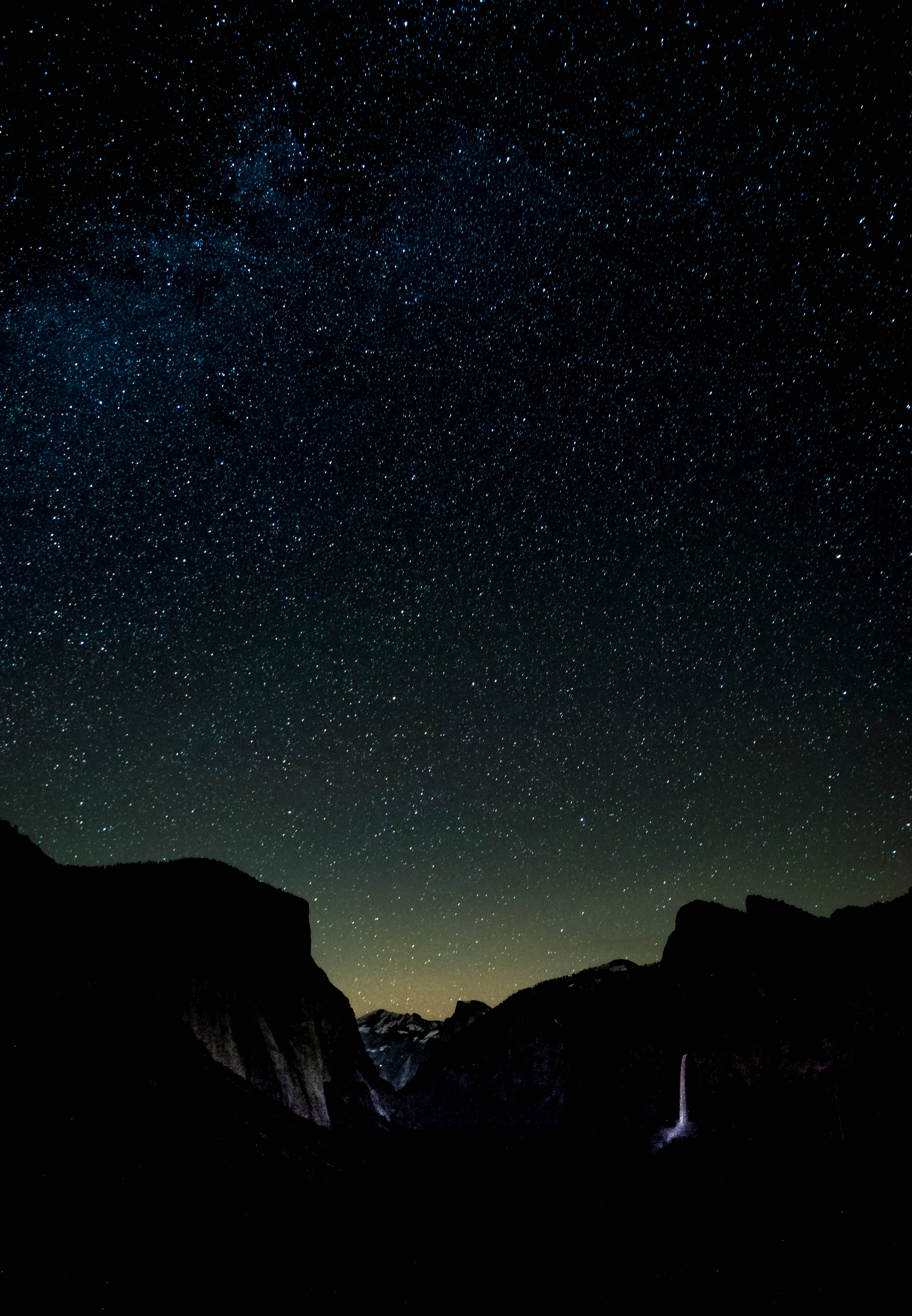 Noche Estrellada - Una Visión Maravillosa de un Arte Cósmico Fondos de pantalla