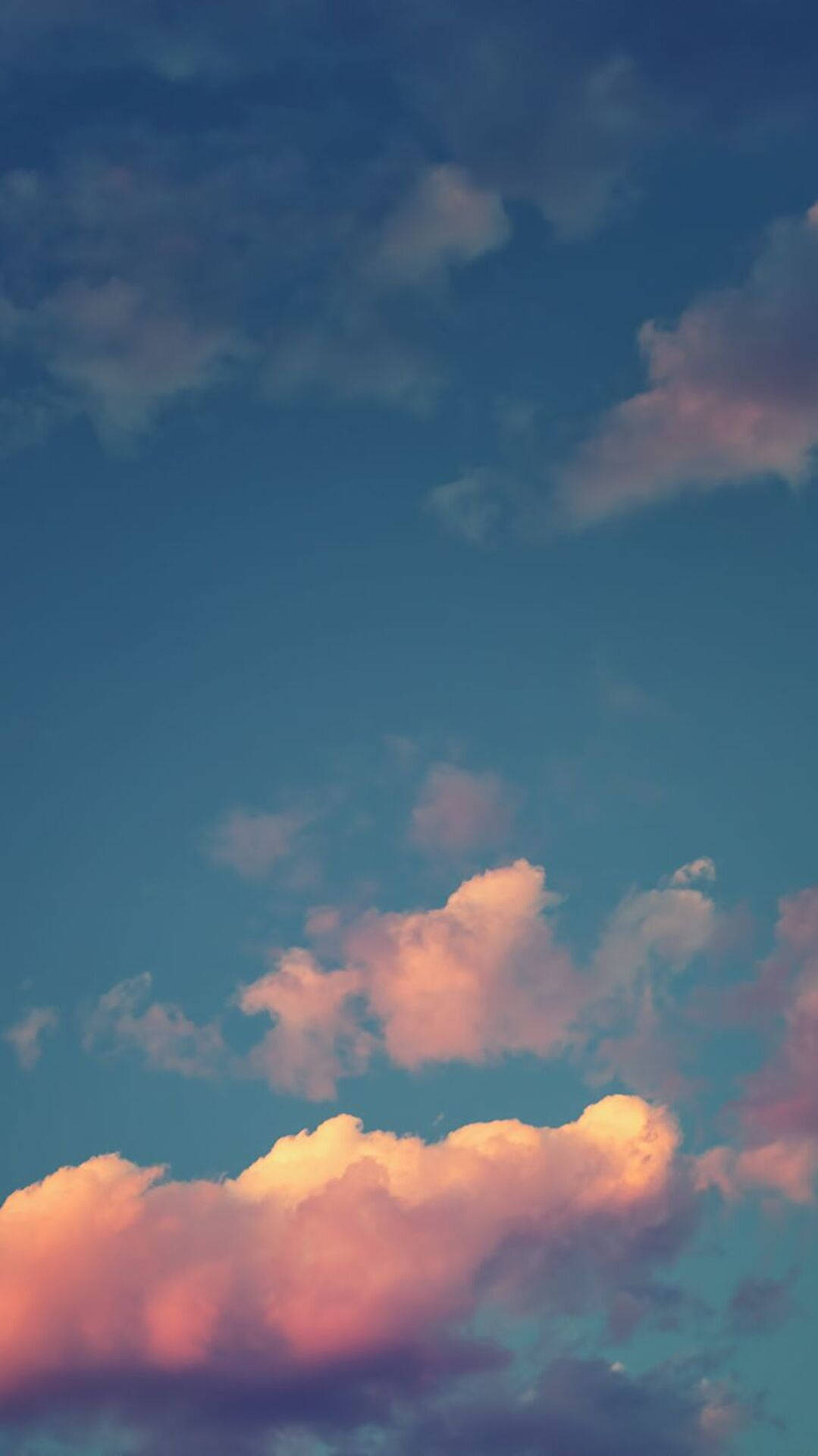 Nubes esponjosas estéticas para pantalla de inicio Fondos de pantalla