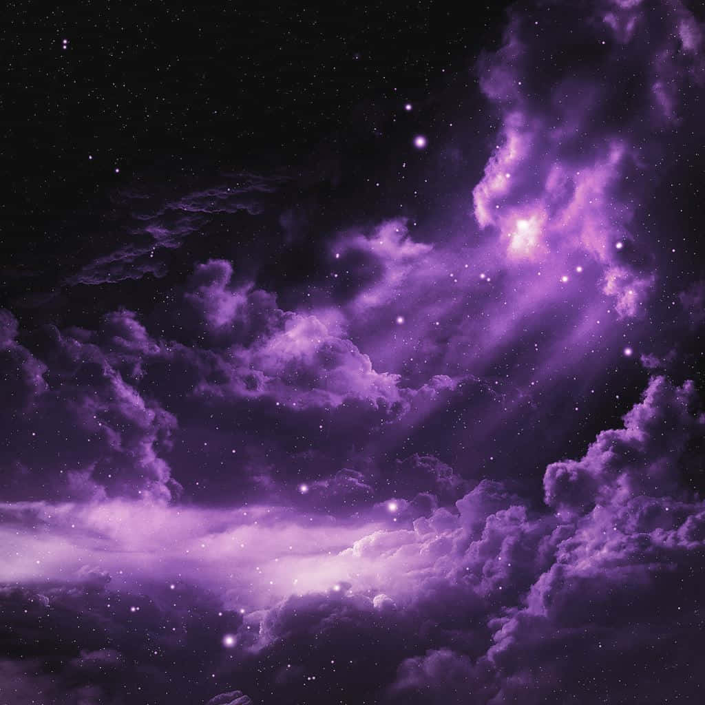 Nubes moradas en el cielo con estrellas Fondos de pantalla