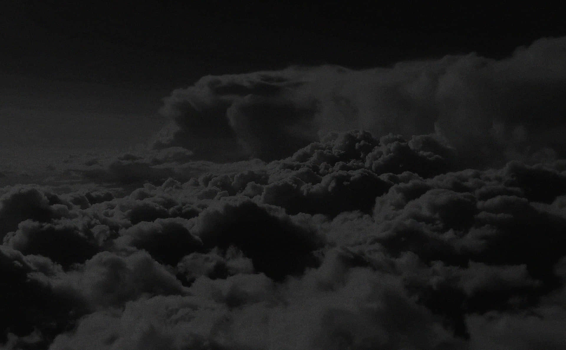 Nubes Negras Masivas Fondos de pantalla
