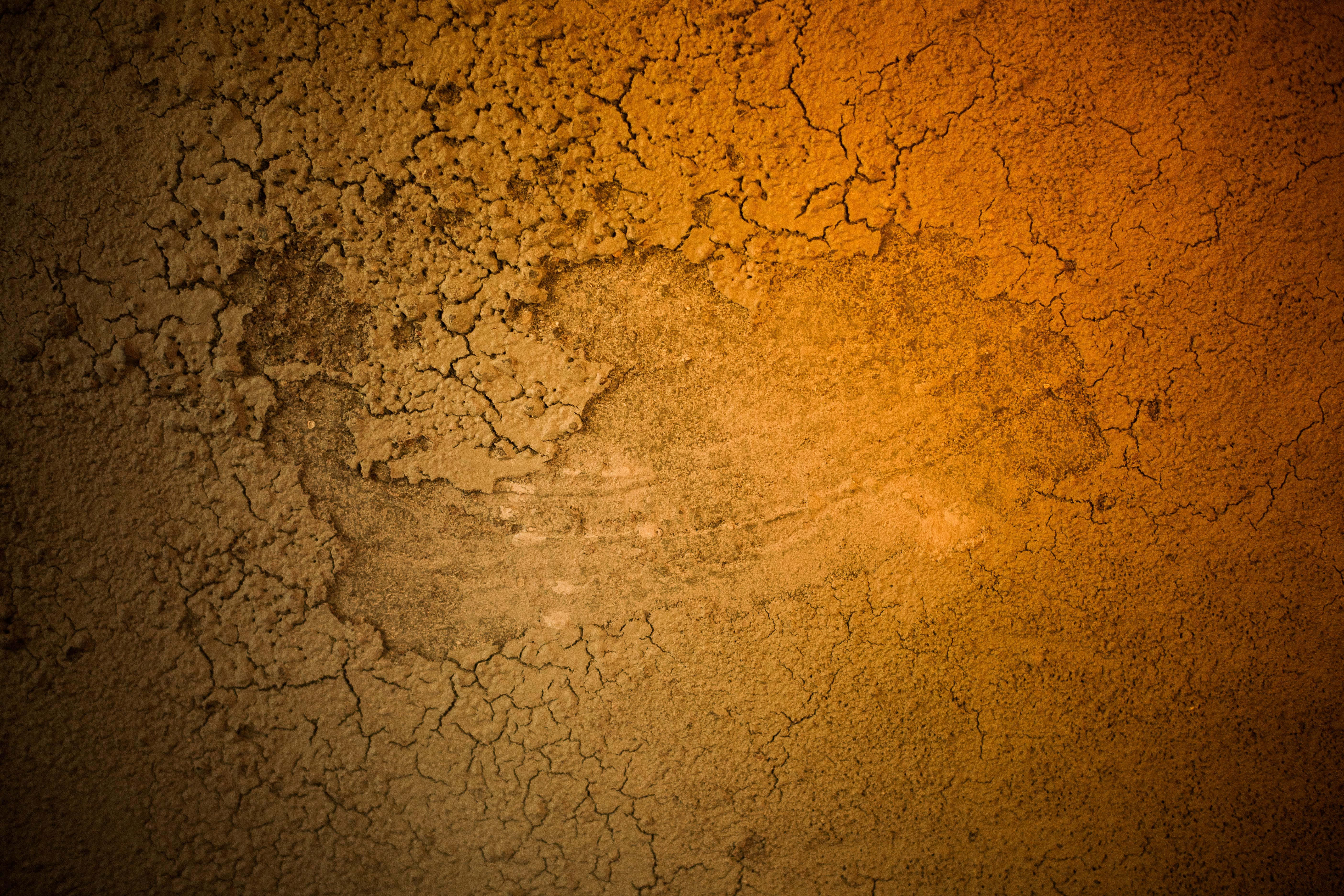 pared agrietada con pintura naranja Fondos de pantalla