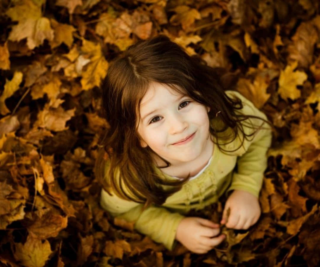 Perfil de Niño en Otoño Fondos de pantalla