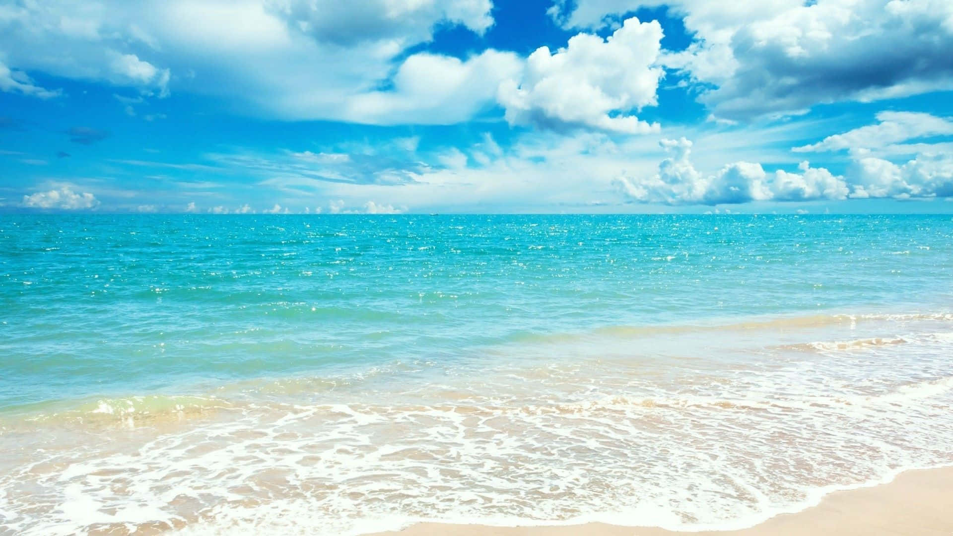 Playa Estética Portátil Cielo Nublado Fondos de pantalla