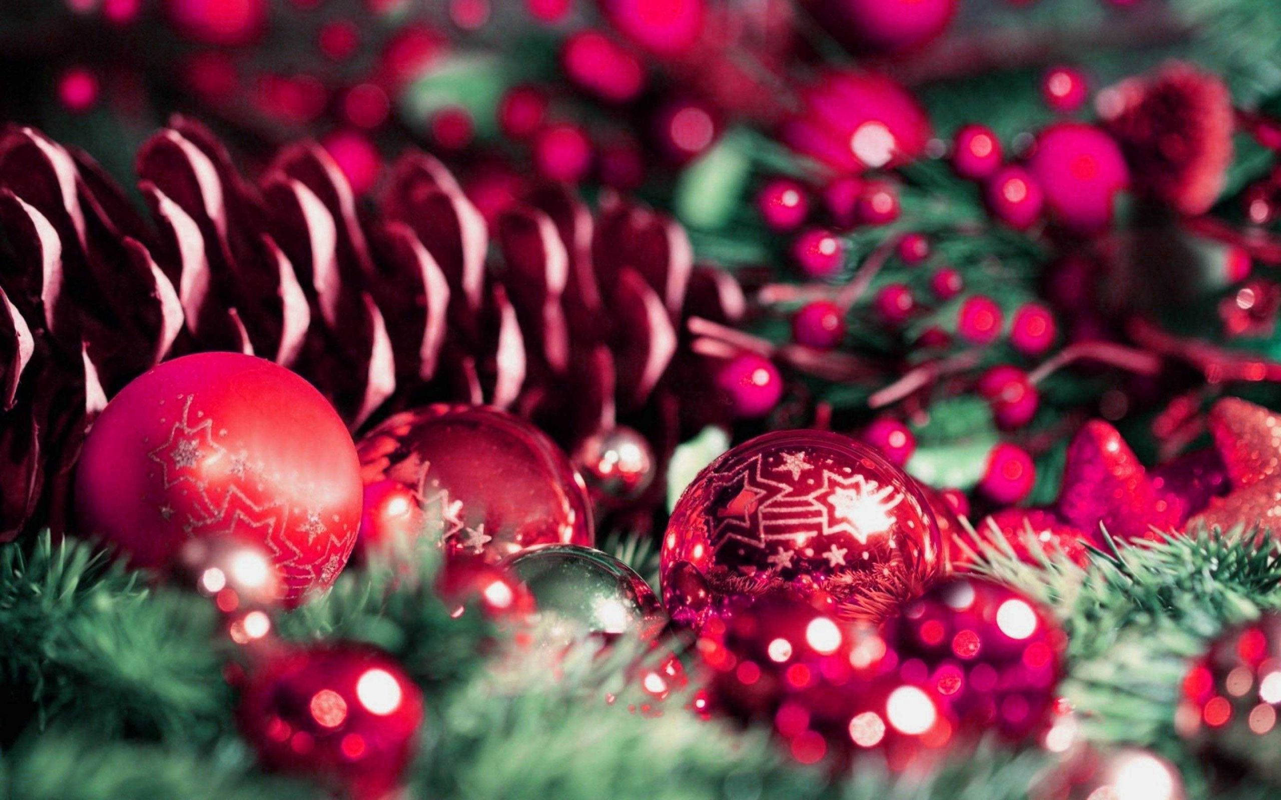 Primer Plano de Adorno Navideño Preppy Fondos de pantalla