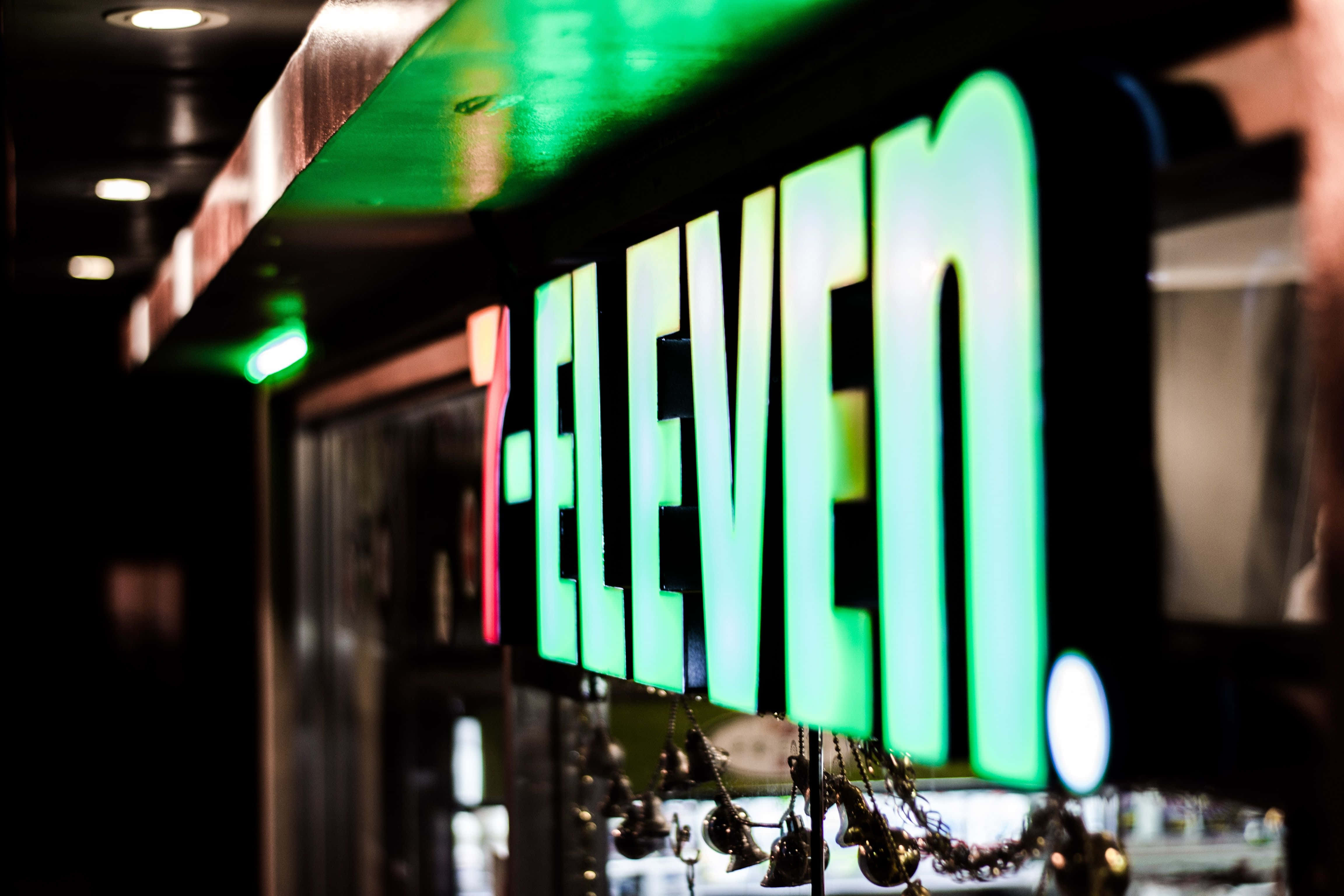 Refréscate con 7 Eleven Fondos de pantalla