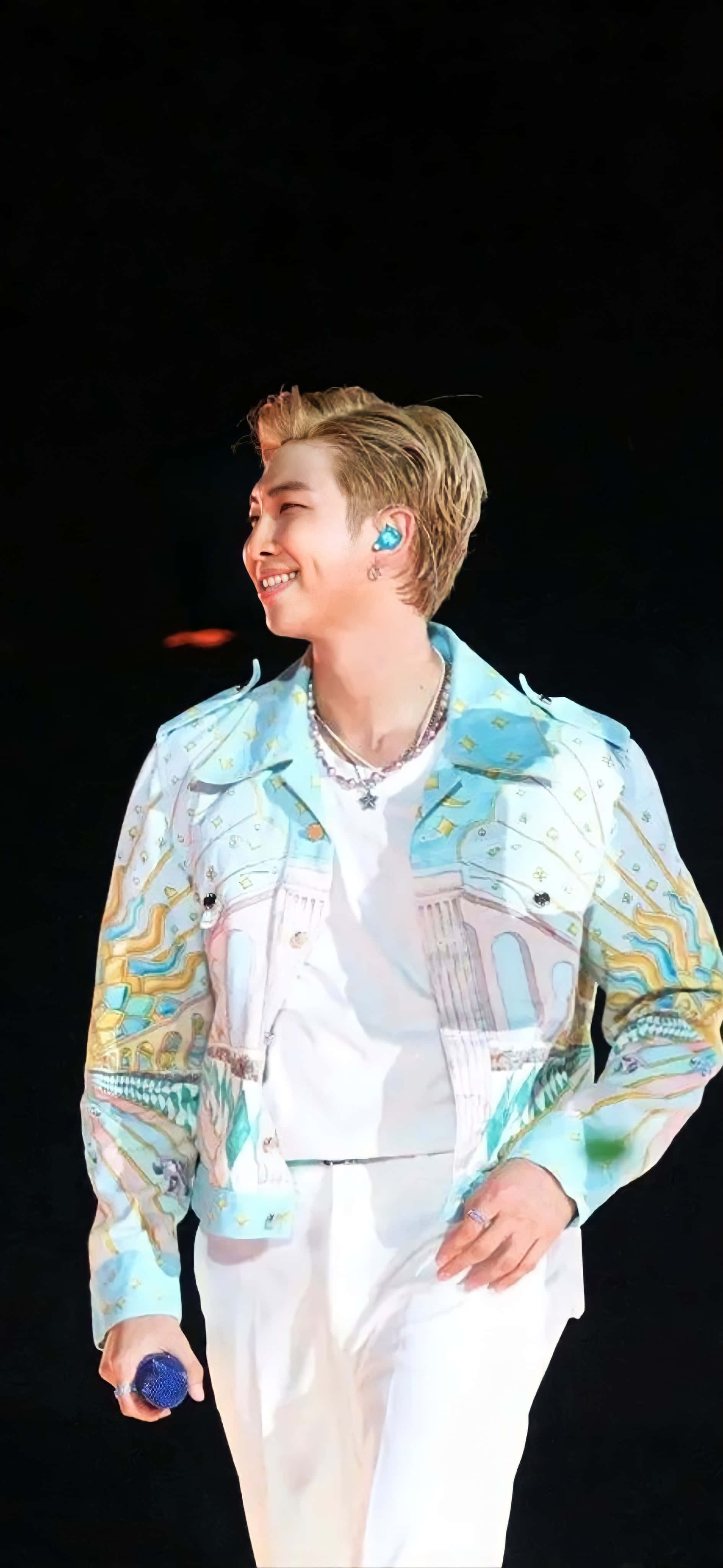 RM, el líder de la banda surcoreana BTS. Fondos de pantalla