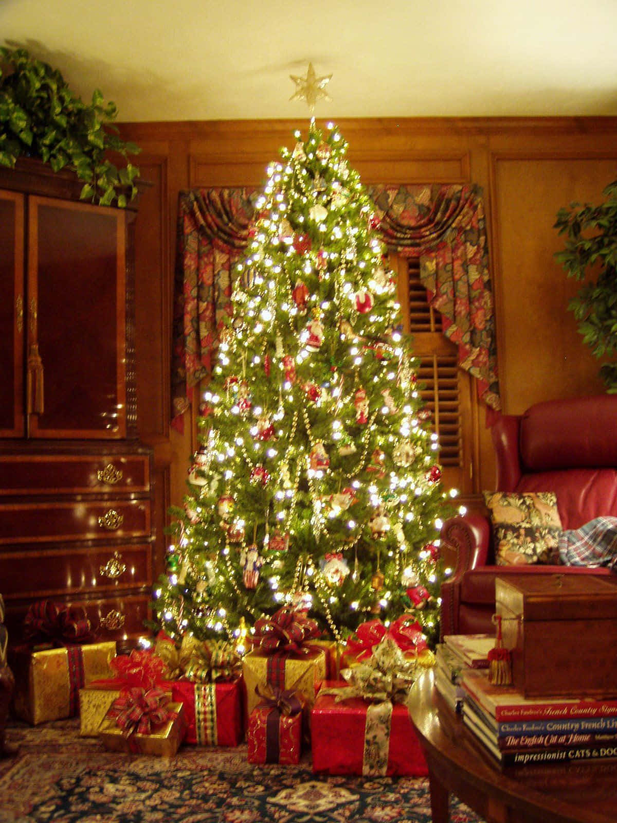 Siente el verdadero espíritu de la Navidad con una hermosa escena navideña. Fondos de pantalla