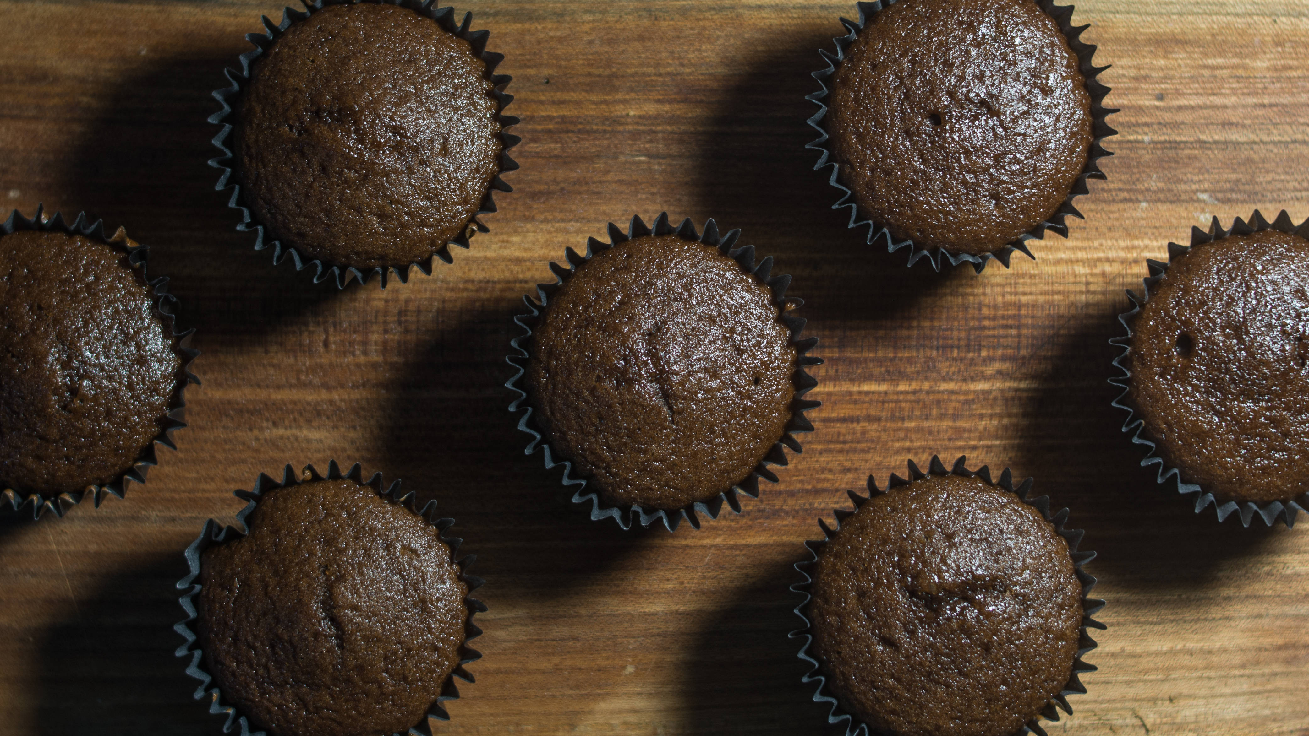 Siete Muffins Negros Fondos de pantalla