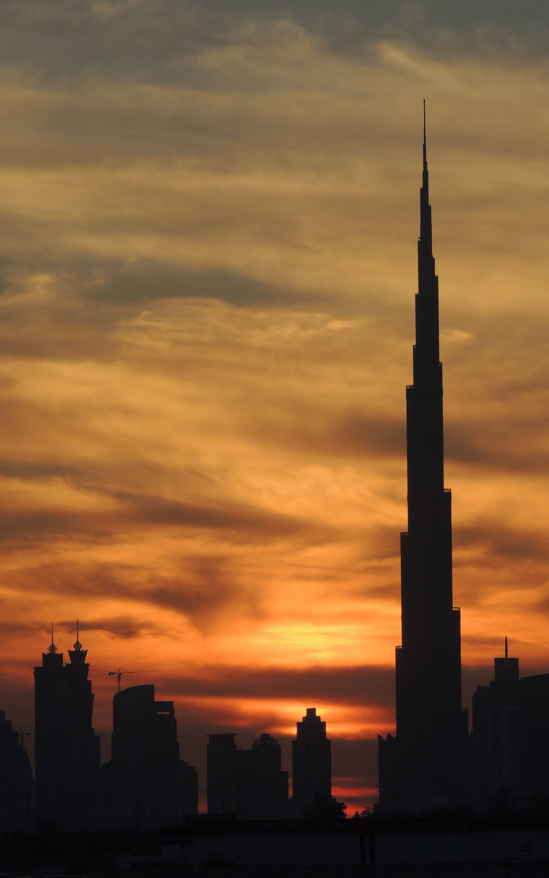 Silueta del Burj Khalifa al Atardecer Fondos de pantalla