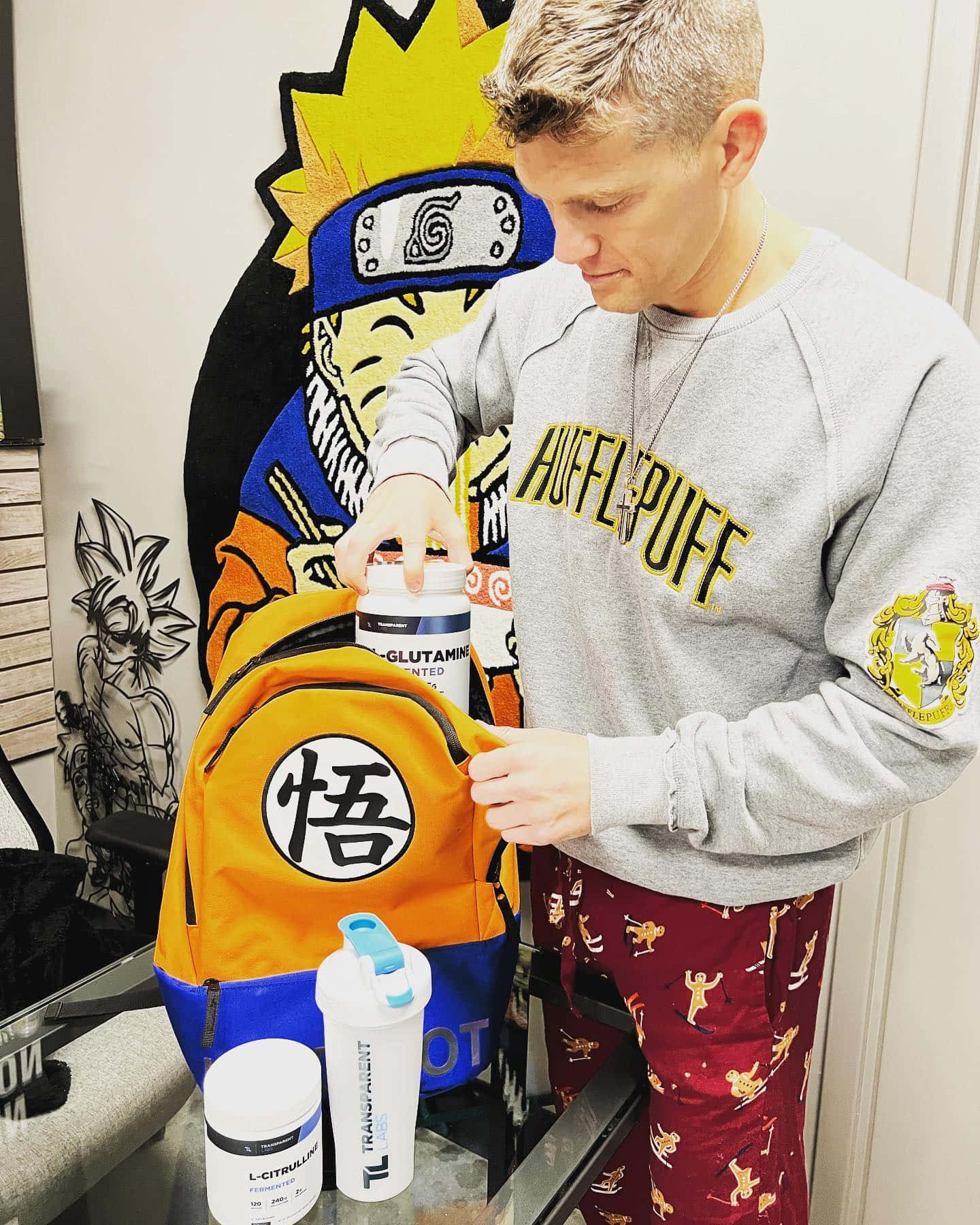 Stephen Thompson demostrando sus notables habilidades en artes marciales Fondos de pantalla