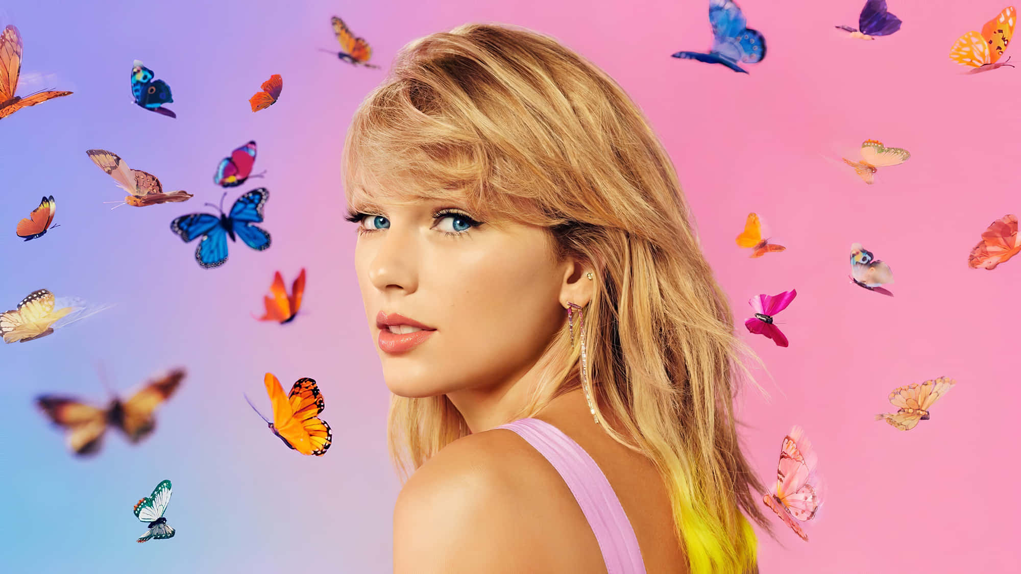 Taylor Swift con fondo de mariposas Fondos de pantalla