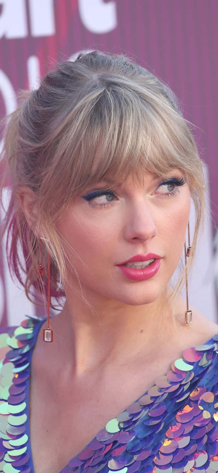 ¡Taylor Swift está en la cima del mundo! Fondos de pantalla