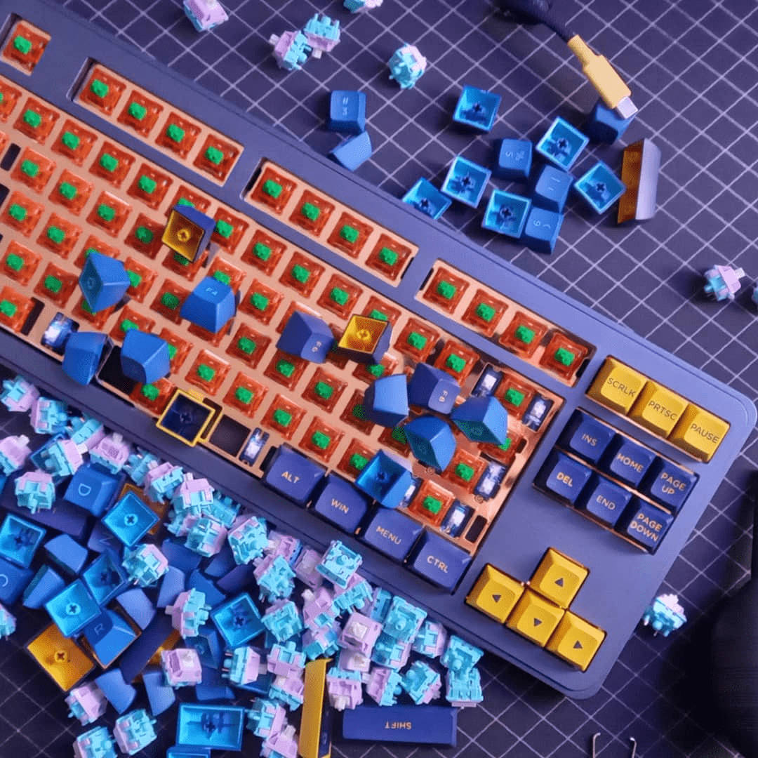 Teclado Mecánico Inalámbrico Elegante para Espacios de Trabajo Modernos — Morado aesthetic GIF Fondos de pantalla