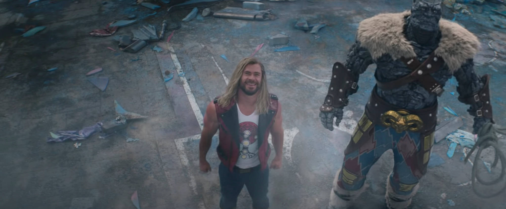 Thor Love And Thunder monstruo de roca Fondos de pantalla