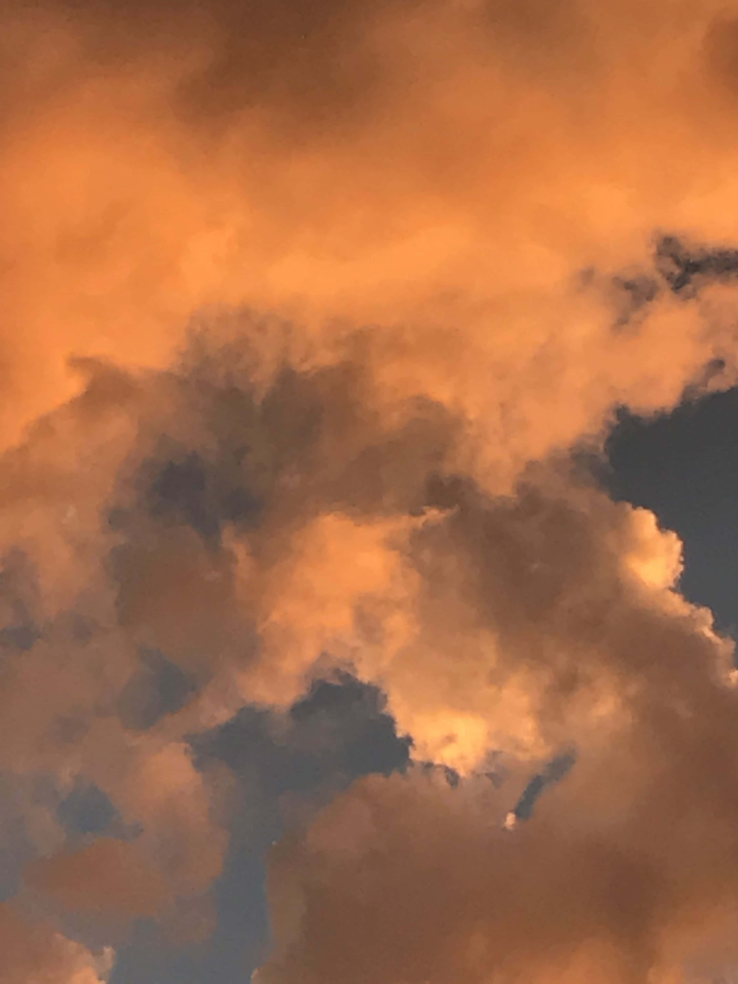 Tómate un momento para apreciar la estética de las nubes Fondos de pantalla