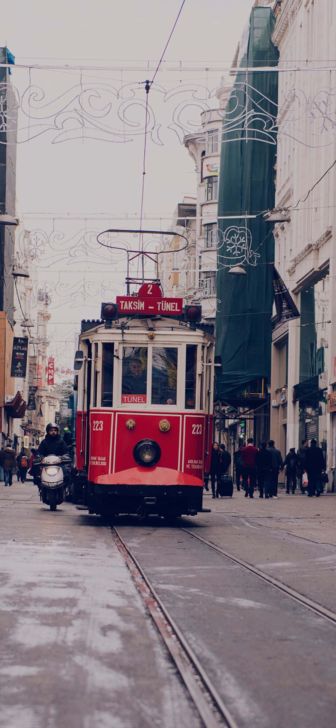 Tranvía en Estambul Turquía Fondo para Teléfono Fondos de pantalla