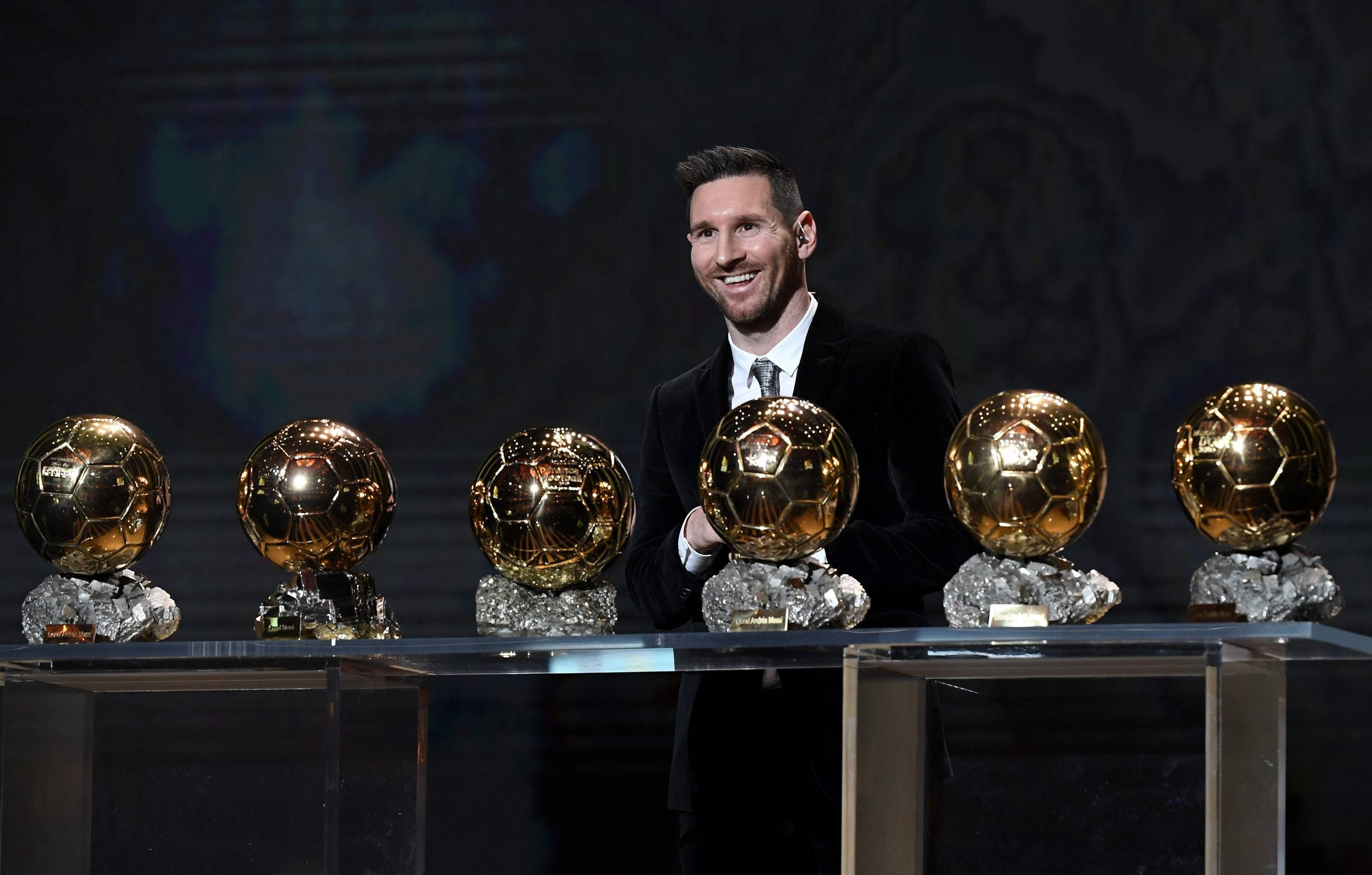 Trofeos del Balón de Oro de Messi 2021 Fondos de pantalla