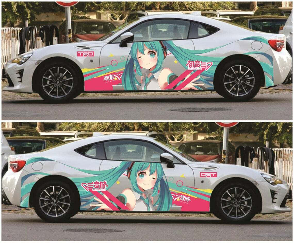 un coche con personajes de anime Fondos de pantalla