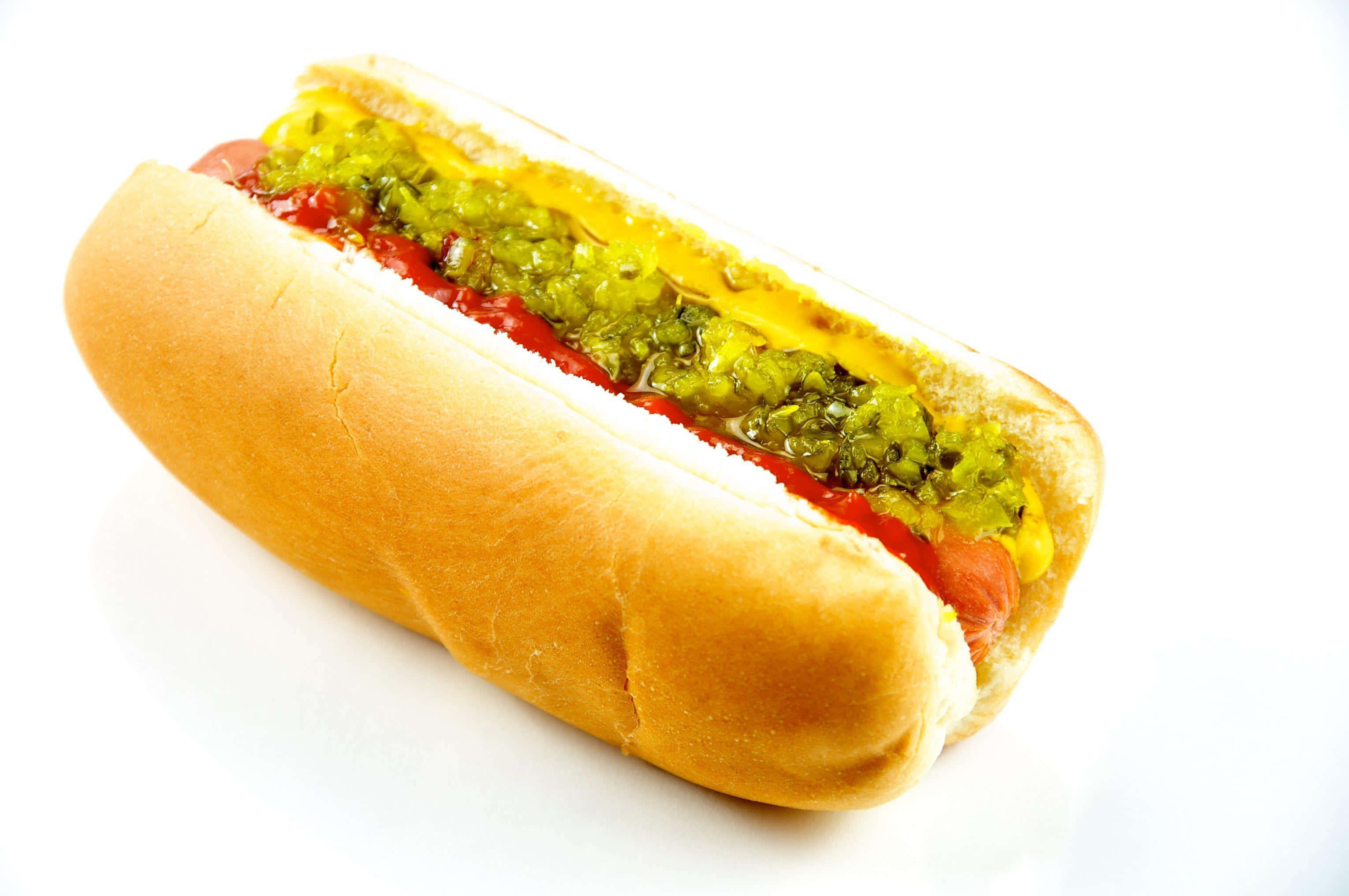 un hot dog con mostaza y relish Fondos de pantalla