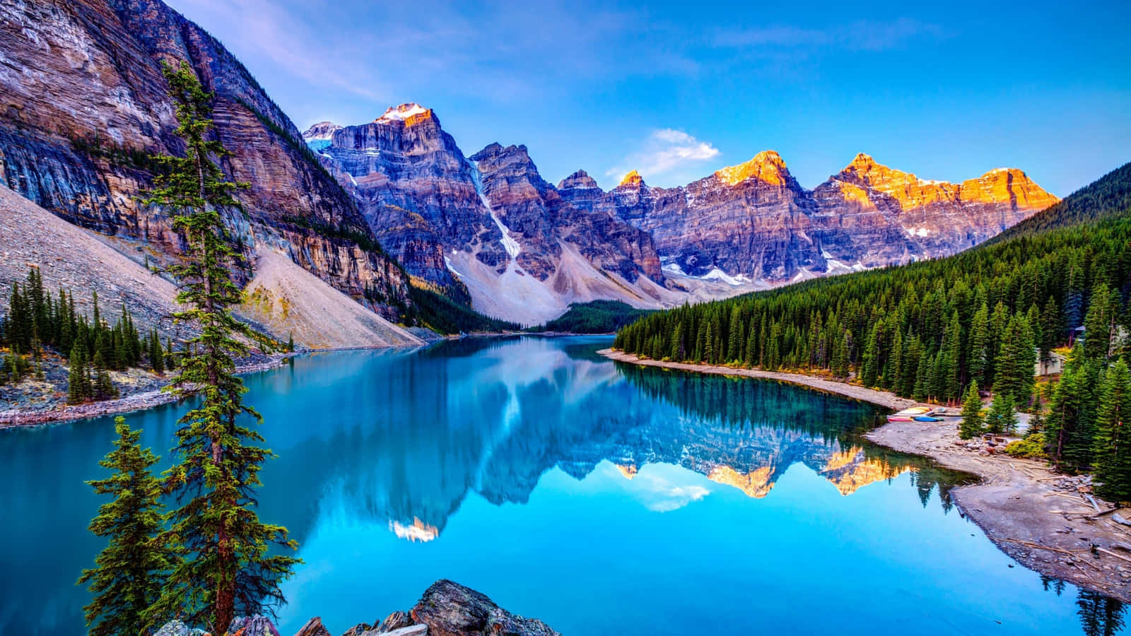 Un impresionante paisaje del tranquilo paraíso invernal de Laponia Fondos de pantalla
