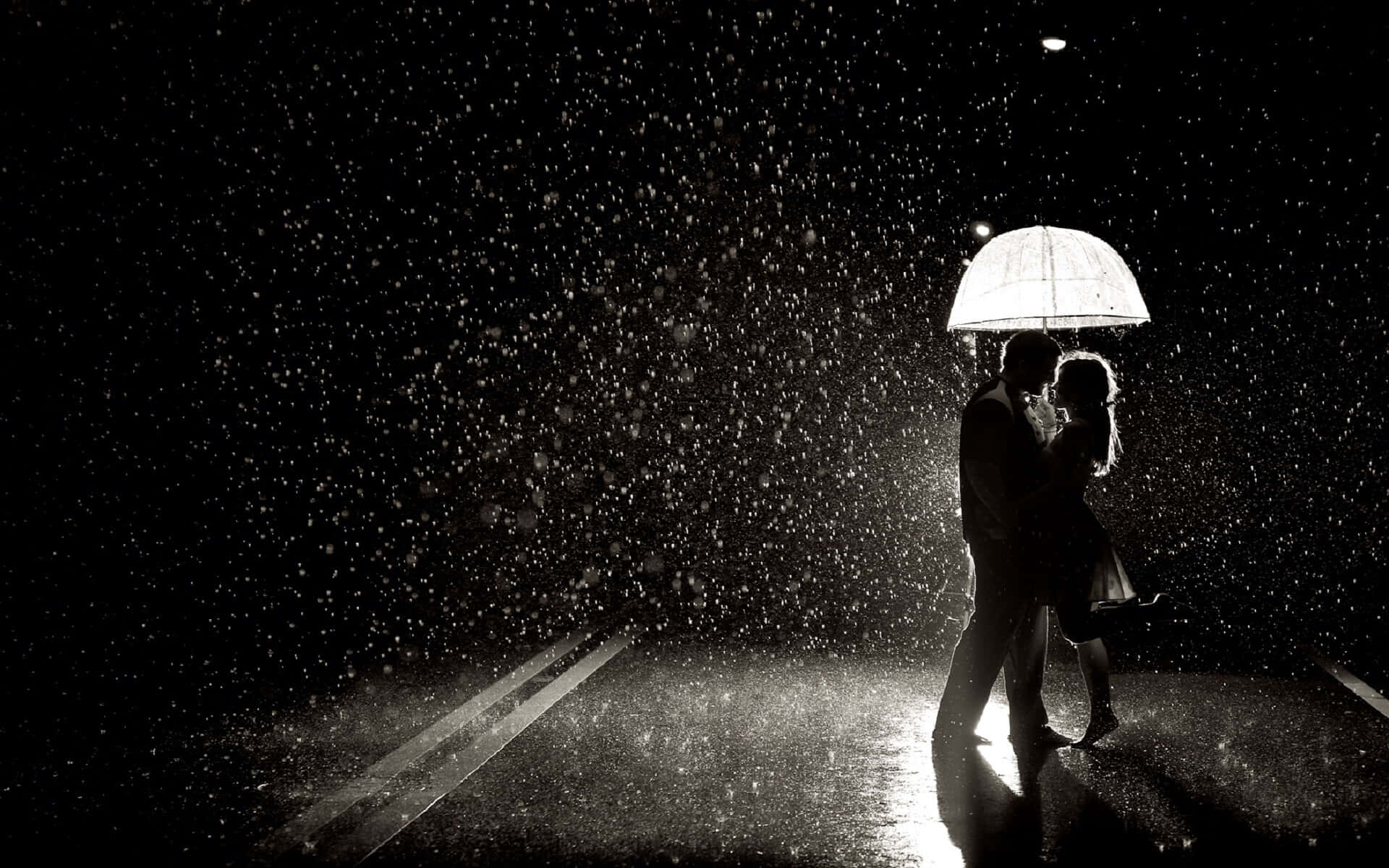 Un paseo romántico bajo la lluvia Fondos de pantalla