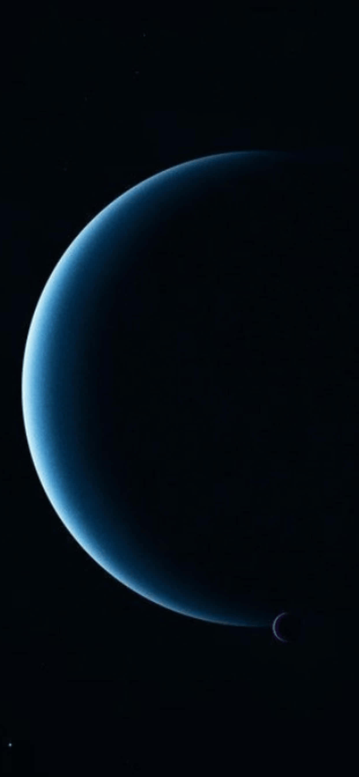 Un planeta azul con una luna al fondo Fondos de pantalla