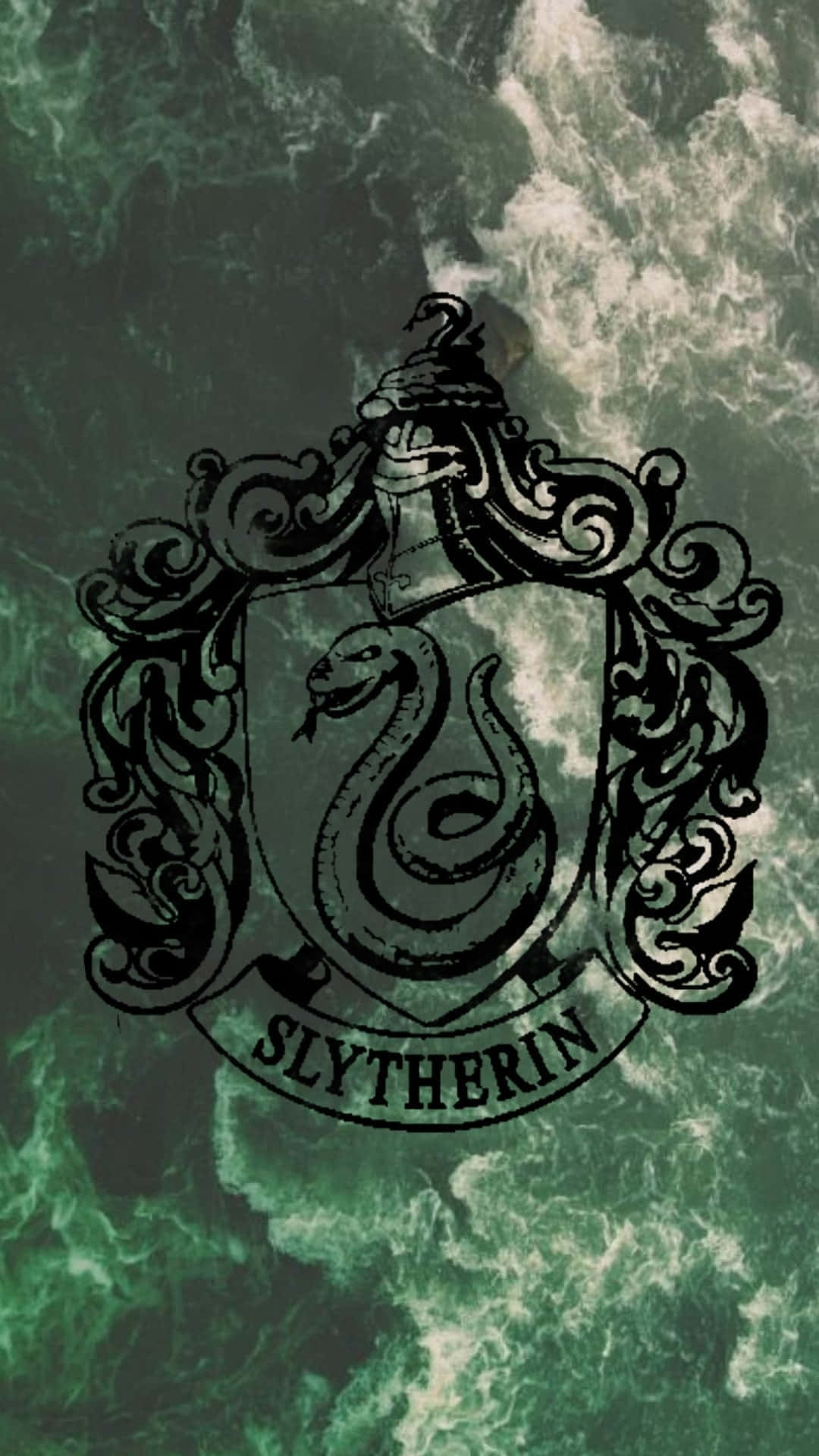 Una estética misteriosa y poderosa que emana de las profundidades de la Casa Slytherin Fondos de pantalla