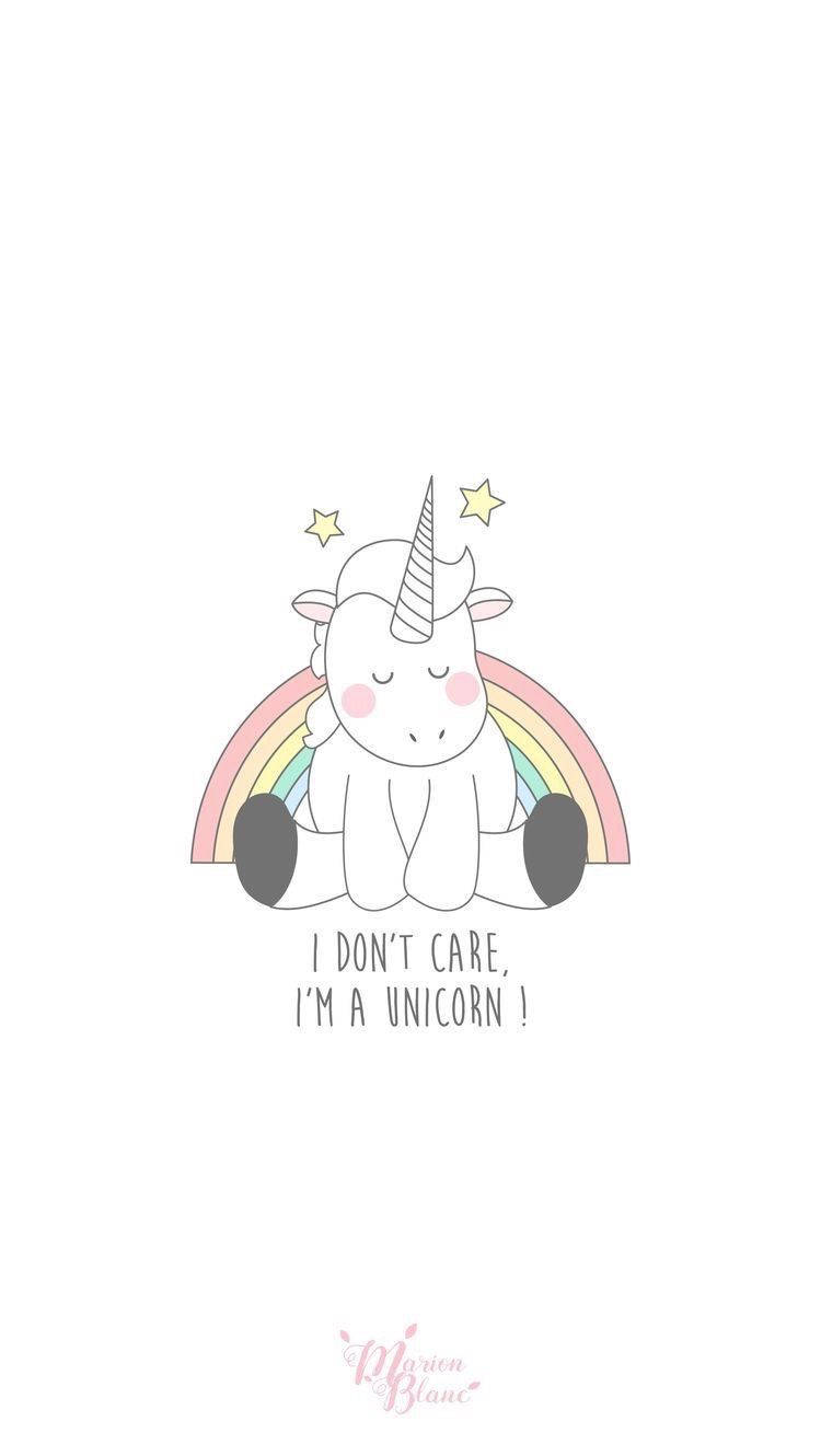 Unicornio blanco sentado frente a un arcoíris en un fondo blanco minimalista que dice 'No me importa, soy un unicornio'.