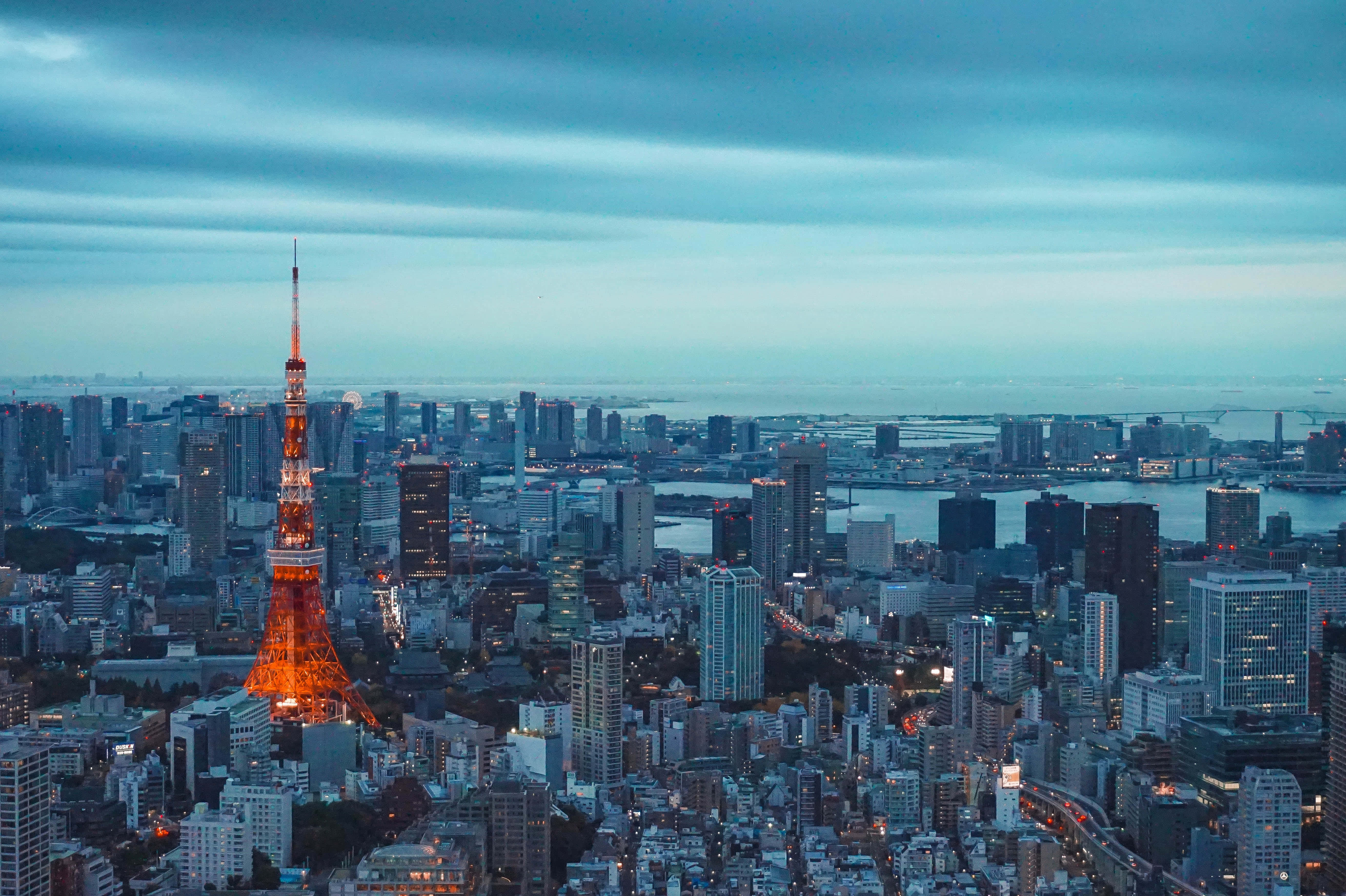 Vista completa de la ciudad de Tokio en Japón Fondos de pantalla