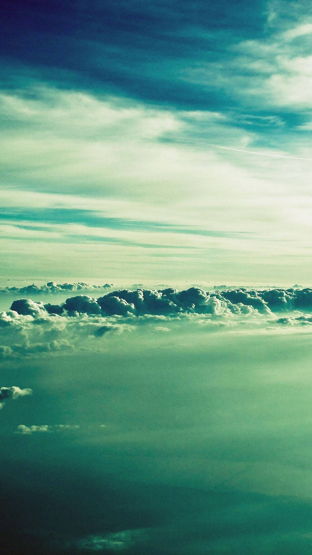Vista de cielo verdoso Fondos de pantalla