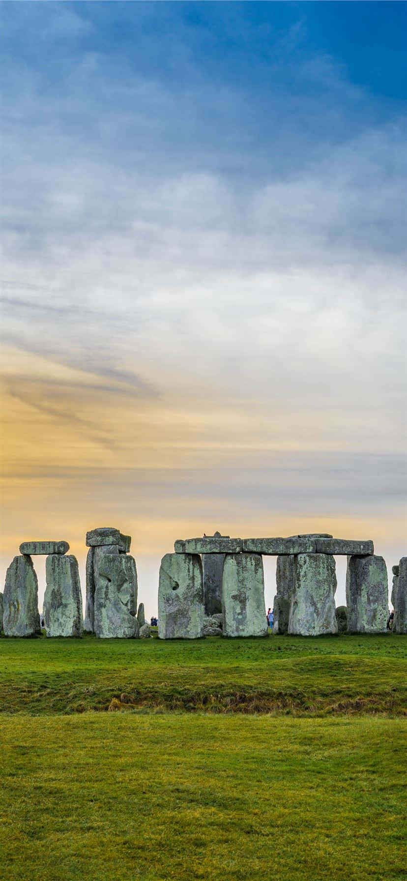 Vista majestuosa de Stonehenge al atardecer Fondos de pantalla