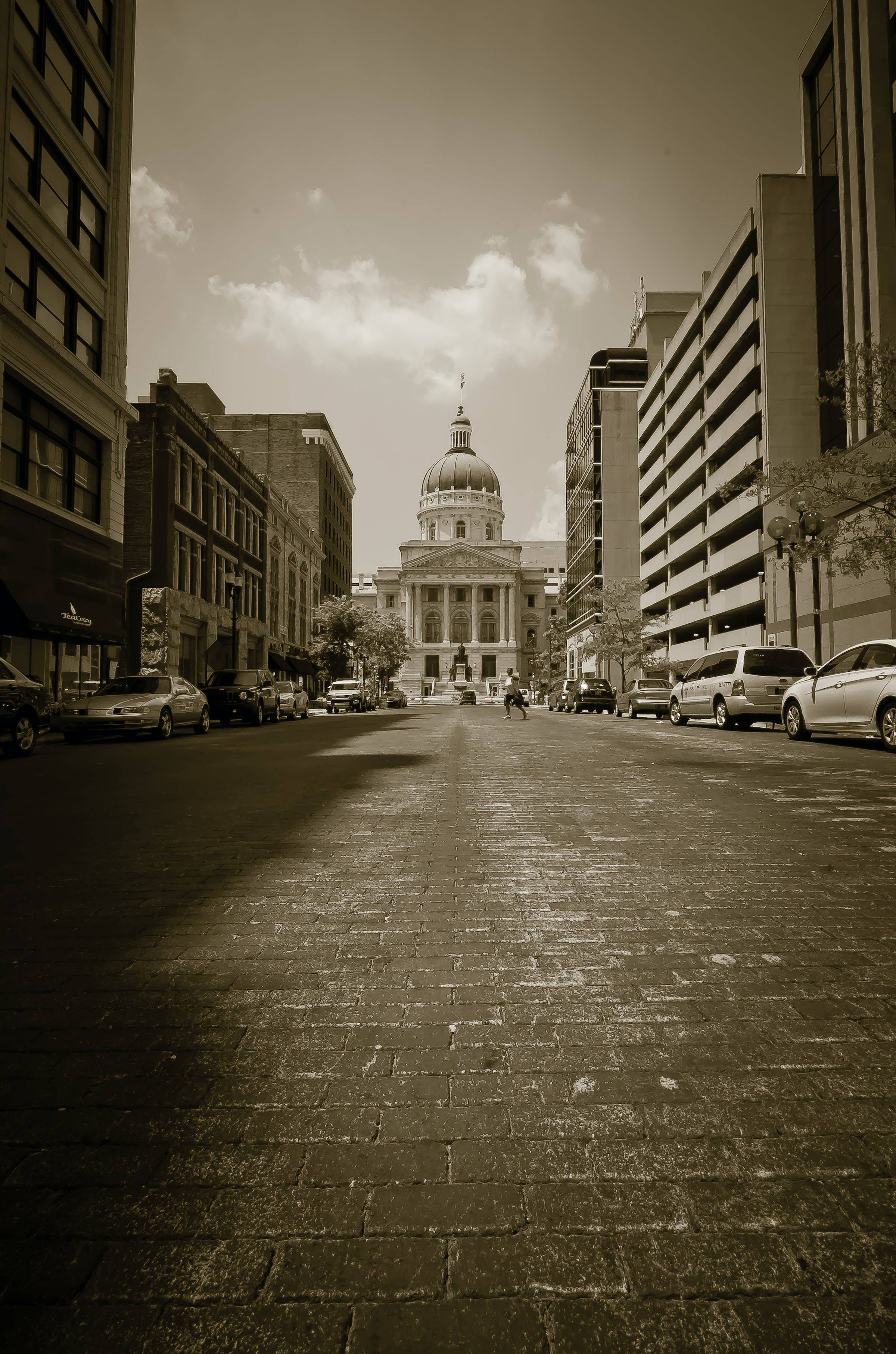 Vista Majestuosa del Capitolio Estatal de Indiana en Indianápolis Fondos de pantalla
