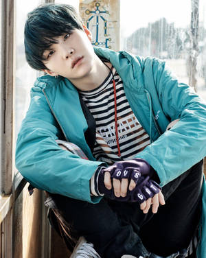Adorable Suga de BTS en Azul — Lindo bts Fondos de pantalla