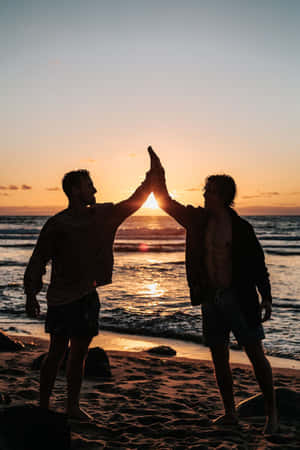Imágenes de amistad — Atardecer en la playa Fondos de pantalla