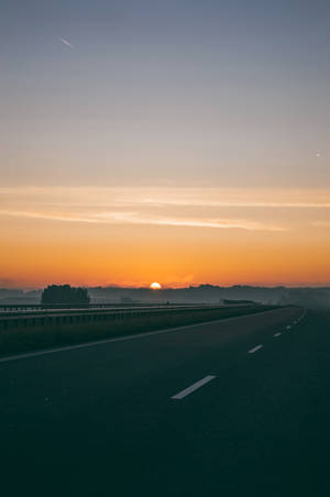 Fondo de pantalla de carretera con vista al cielo — Amanecer Fondos de pantalla