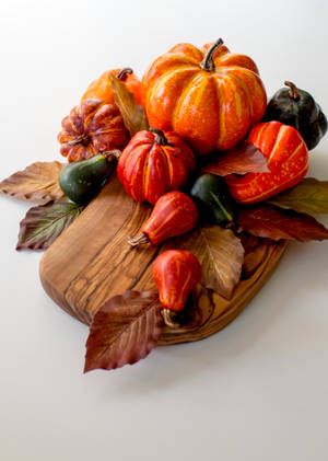Fondo de pantalla de cosecha de otoño de noviembre con calabazas coloridas. — OnePlus Pad 2 Pro Fondos de pantalla