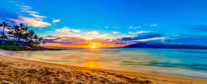 Imágenes de atardecer en la playa — Atardecer en la playa Fondos de pantalla