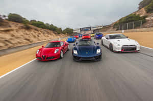 Emocionante Campeonato de Carreras de Autos — Surface Laptop Fondos de pantalla