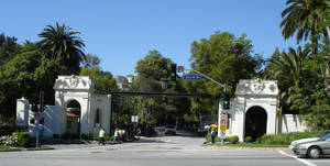 Fondo de pantalla de la entrada de Sunset Boulevard Bel-Air