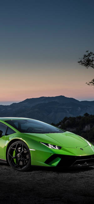 4k Lamborghini iPhone — Galaxia A18 Fondos de pantalla