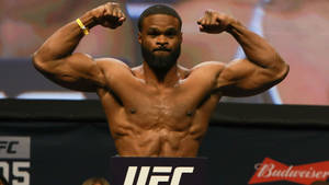Fondo de pantalla de físico sólido de Tyron Woodley