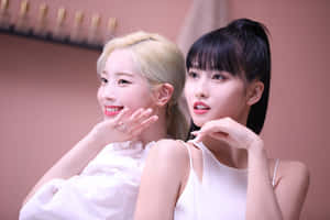 Foto de grupo fascinante de TWICE — Twice Fondos de pantalla